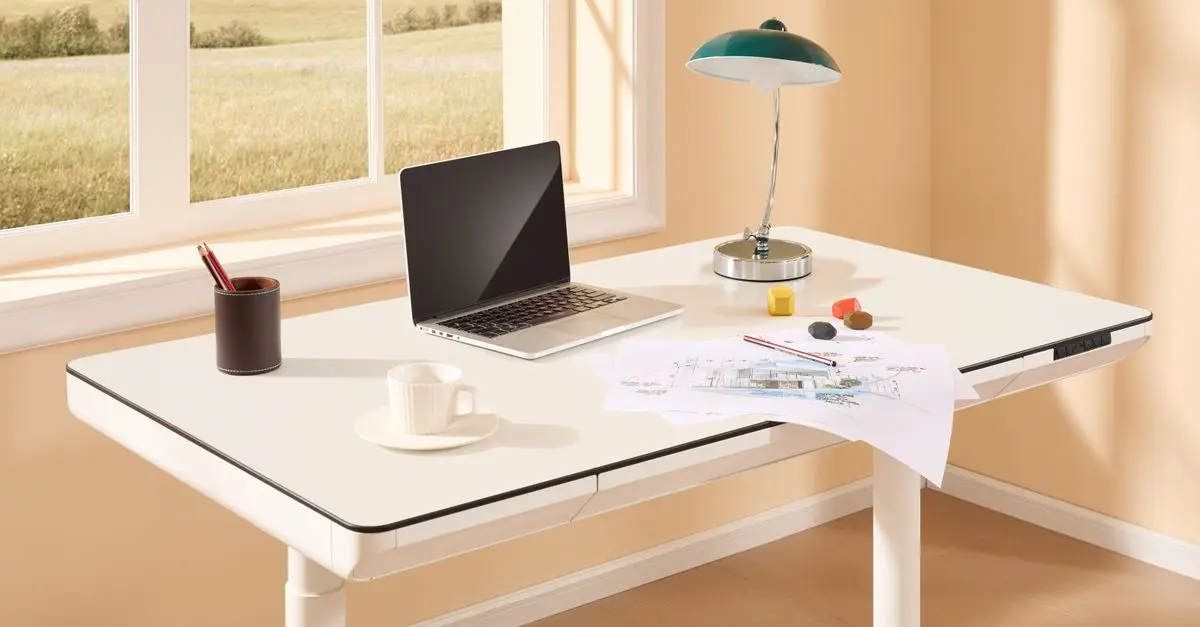 Le guide complet pour choisir un bureau ergonomique adapté