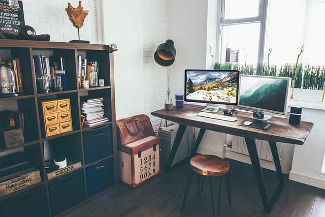 10 astuces pour améliorer l'ergonomie de votre bureau